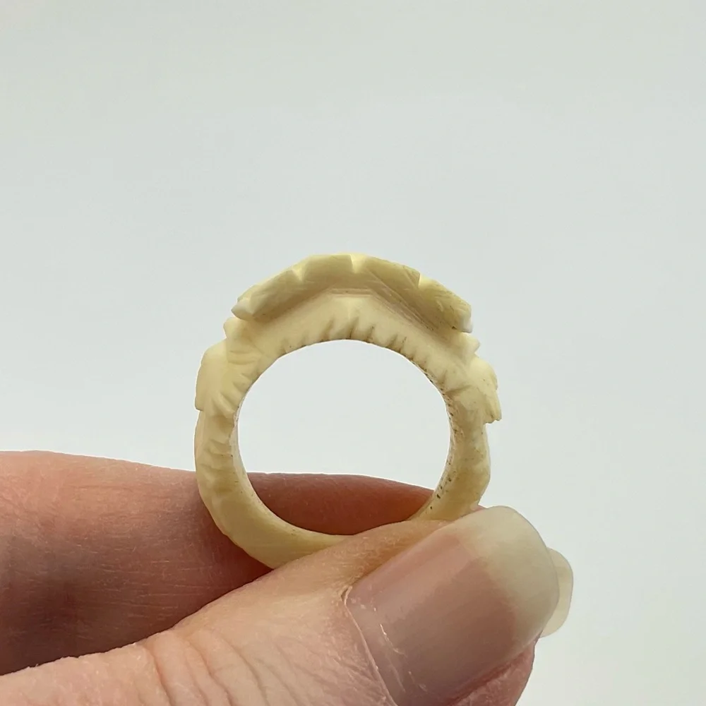 Vintage, Dragon Ring, Intricate Carving, Bovine Bone Ring, Cream White, Gothic